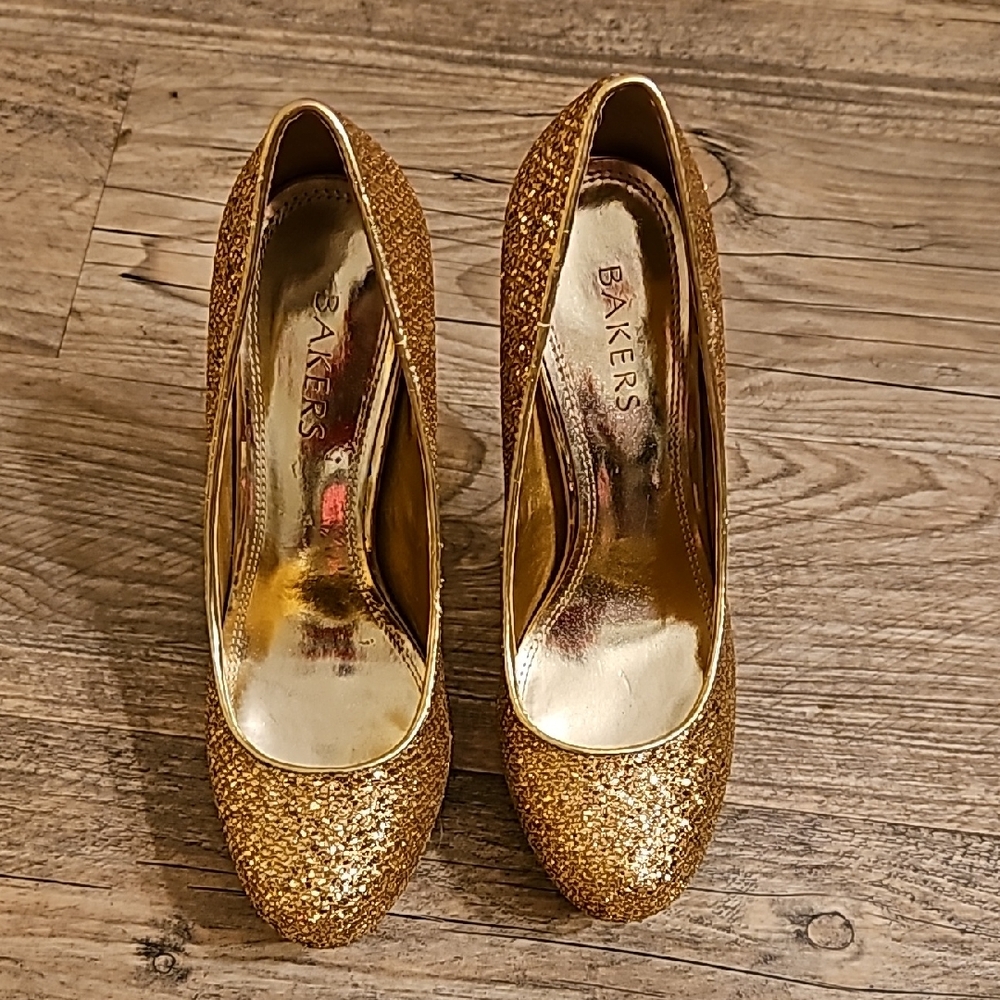 Bakers Women's Gold Glitter Heels